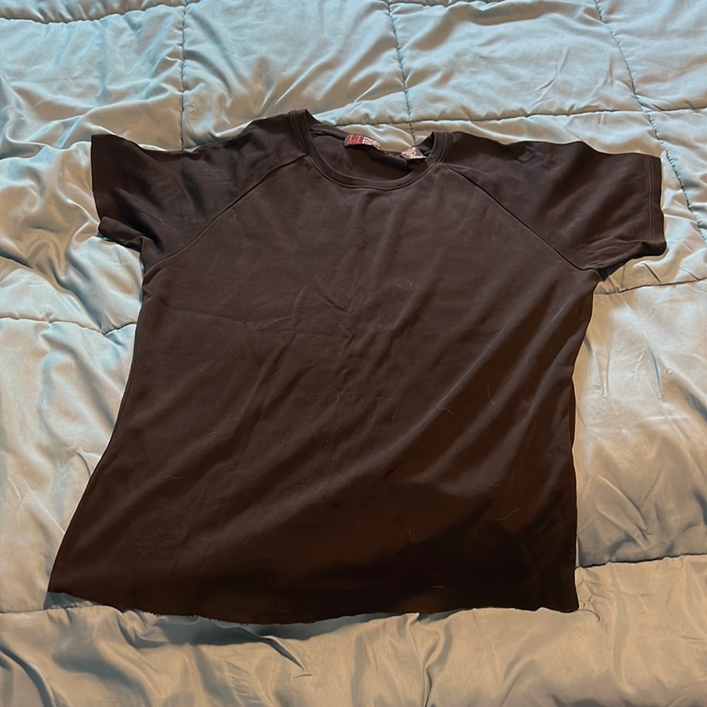 Athletic shirt